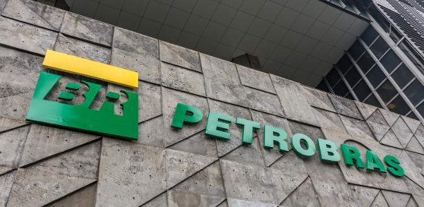 Bolsa cai e dólar sobe com troca na Petrobras; veja mais destaques