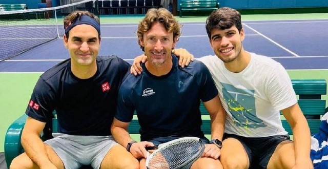 Alcaraz aproveita e treina com Federer em Xangai