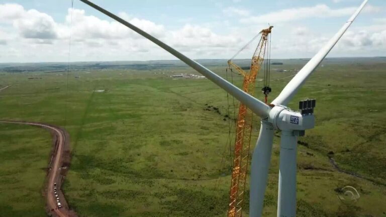 Seca e ondas de calor em 2023 custarão R$ 700 milhões a mais na conta de energia | Economia