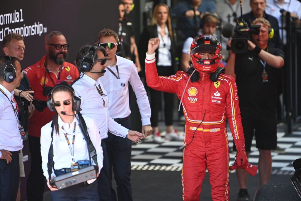 Horner não descata Sainz na Red Bul em 2025