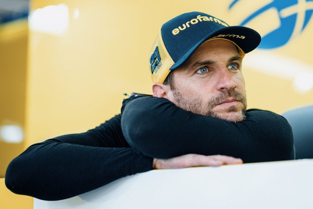 Líder desta 6ª, Serra entra no clube de 300 largadas na Stock Car