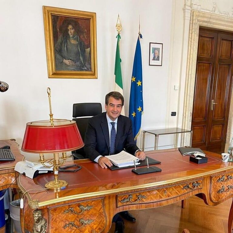 Candidato da extrema direita assumirá vice-presidência econômica da União Europeia | Economia