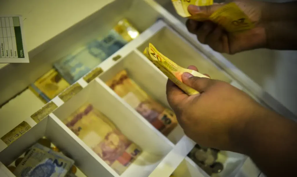 STF VALOR MINIMO PARA EMPRESTIMOS band fm conquista