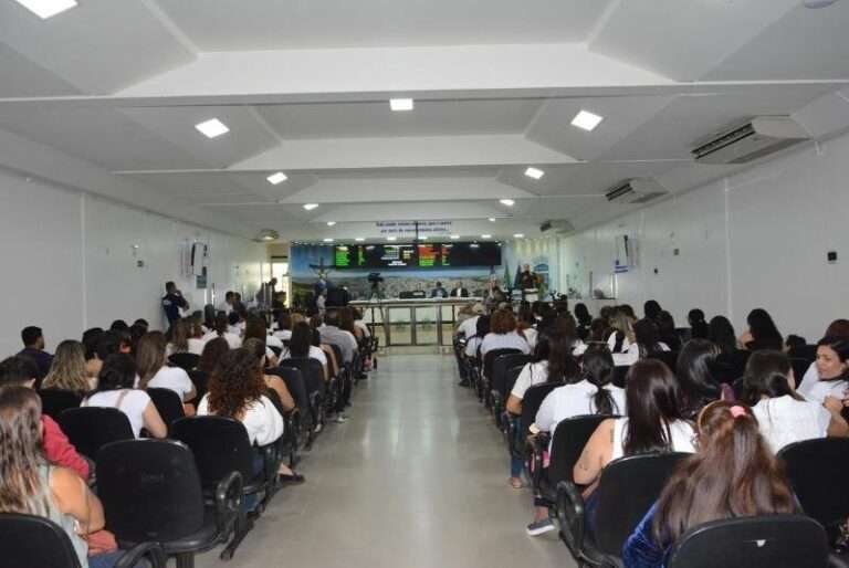 Camara de Vereadores band fm conquista