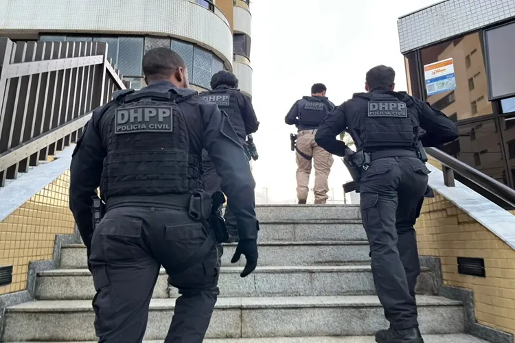 1335 policia civil da bahia em acao band fm conquista