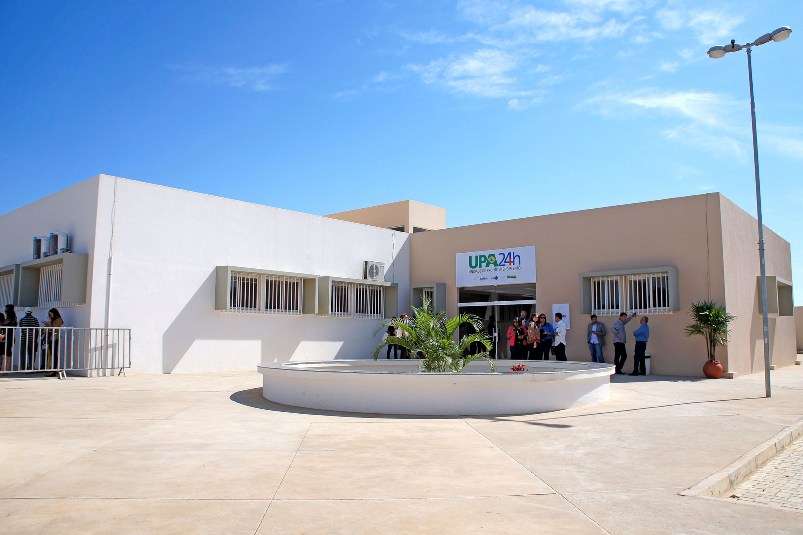 upa vitoria conquista band fm conquista